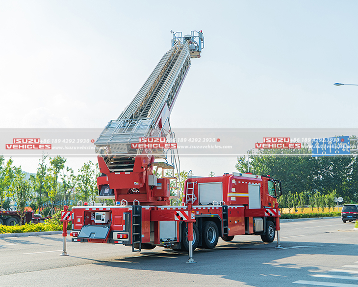 ISUZU 54M Aerial Ladder firefighting vehicle (3) ISUZU 54M Aerial Ladder firefighting vehicle (3)