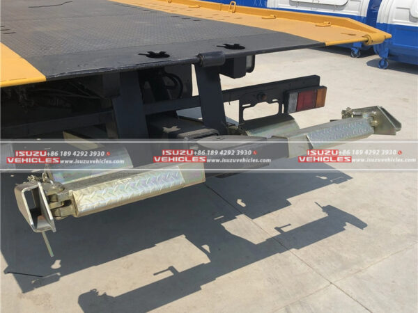 ISUZU 6 Ton Multipurpose Platform Car Carrier Tow Truck Back Details