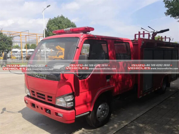 ISUZU 8 Ton Water Tank Foam Fire Truck Left Head