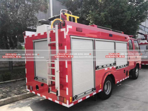 ISUZU 8 Ton Water Tank Foam Fire Truck Right Back