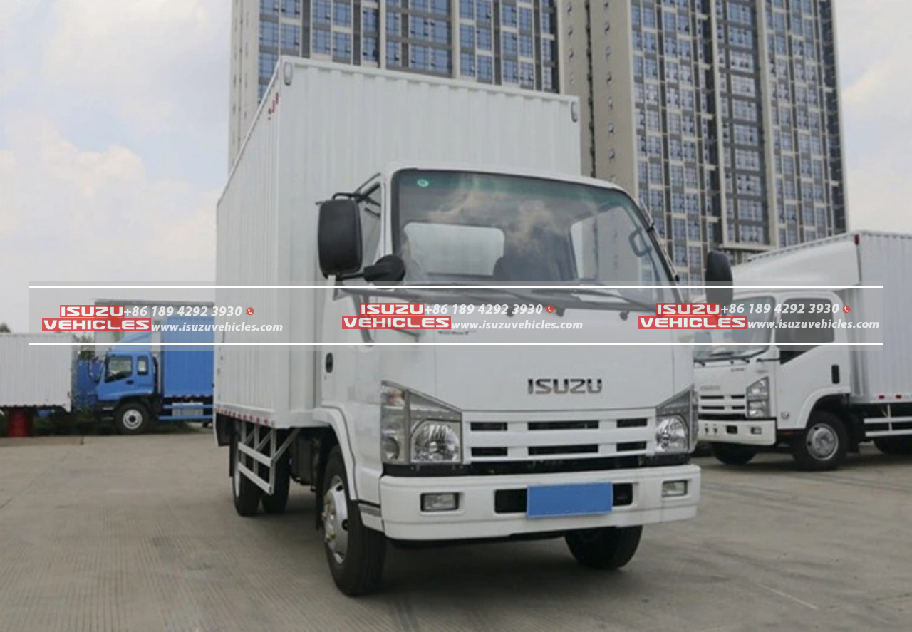 ISUZU Cargo Box Truck (2)