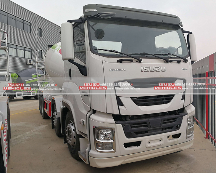 ISUZU Concrete Mixer Truck Right Head ISUZU Concrete Mixer Truck Right Head