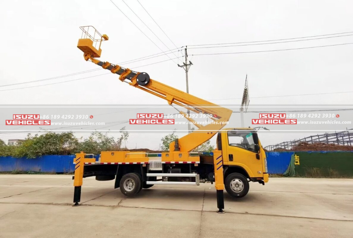 ISUZU Crane Truck (2)