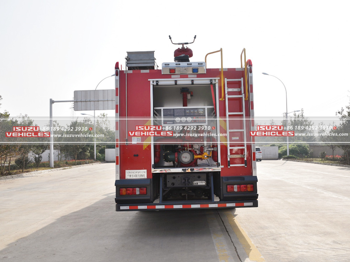 ISUZU Dry Powder and Foam Combined Fire Truck Back ISUZU Dry Powder and Foam Combined Fire Truck Back
