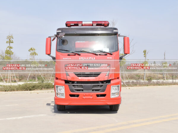ISUZU Dry Powder and Foam Combined Fire Truck Tractor