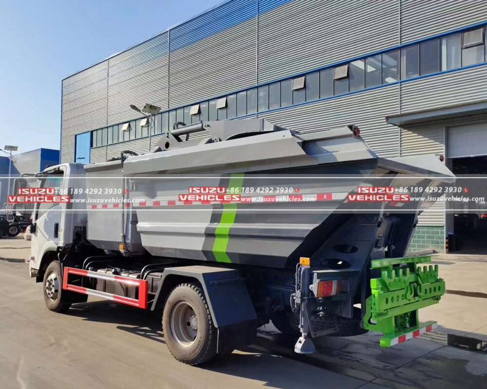 ISUZU Dumper Garbage Collection Truck Loader Back