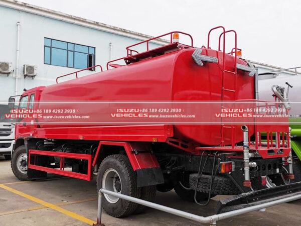 ISUZU FTR Municipal Watering Truck Back