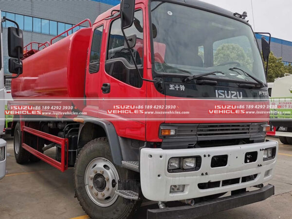 ISUZU FTR Municipal Watering Truck Side