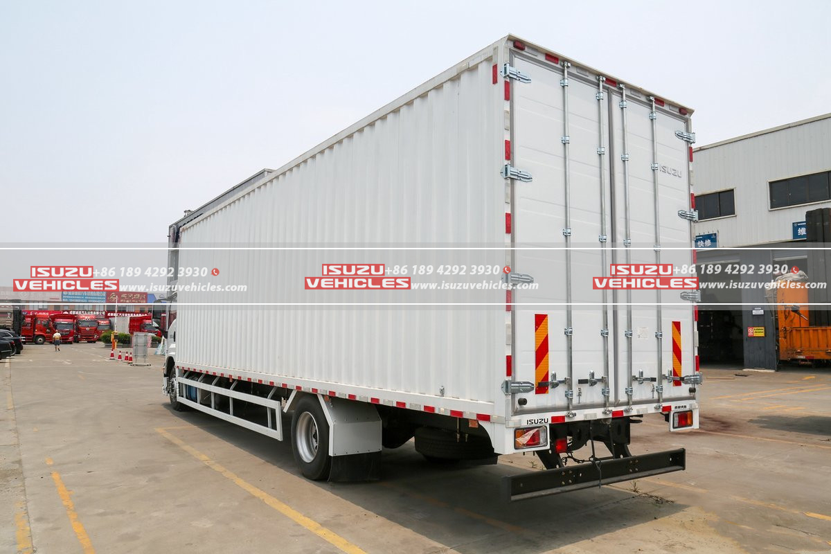 ISUZU GIGA 10 Meter Van Box Truck Box ISUZU GIGA 10 Meter Van Box Truck Box