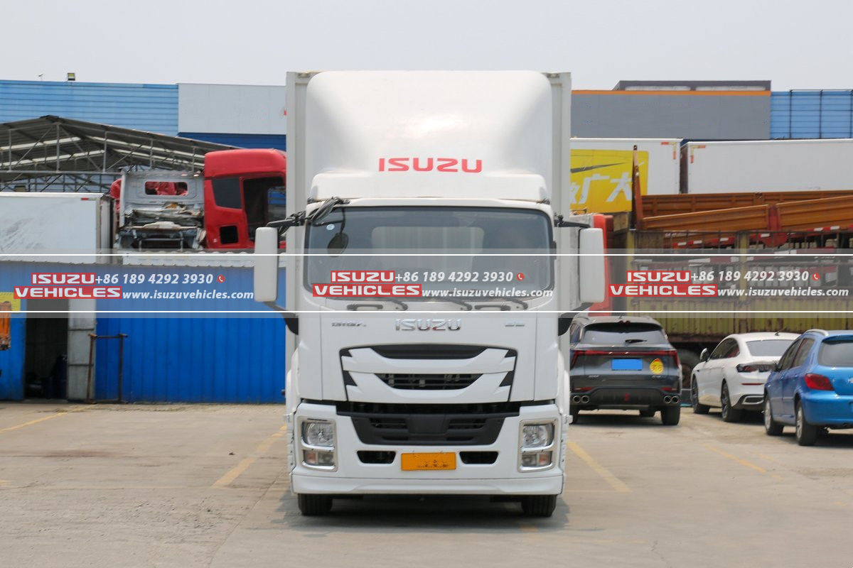 ISUZU GIGA 10 Meter Van Box Truck Tractor ISUZU GIGA 10 Meter Van Box Truck Tractor