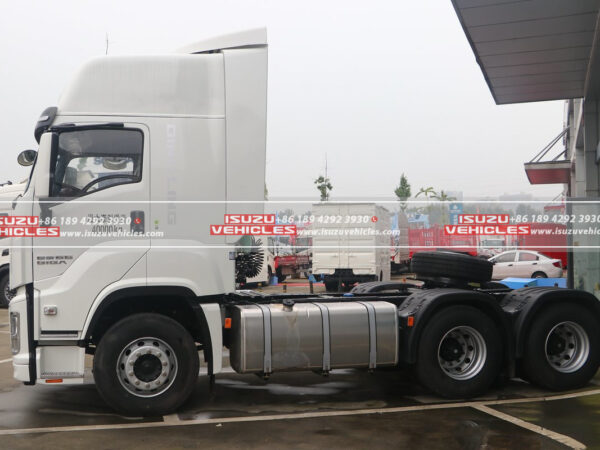 ISUZU GIGA 6X4 520HP Tractor Truck Body