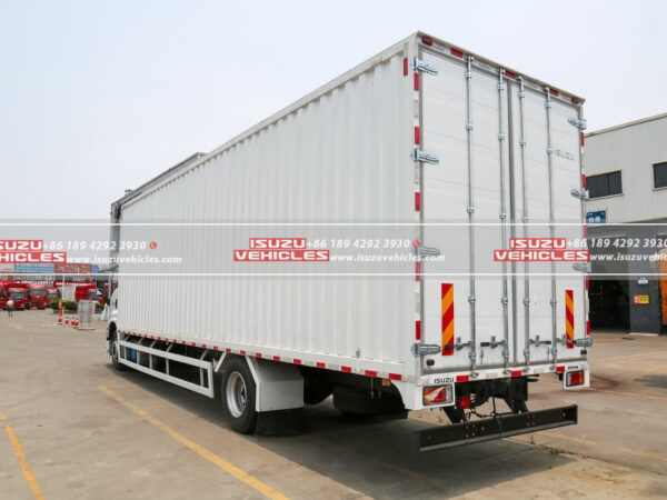 ISUZU GIGA 9.78 Meter Box Cargo Truck Back Left