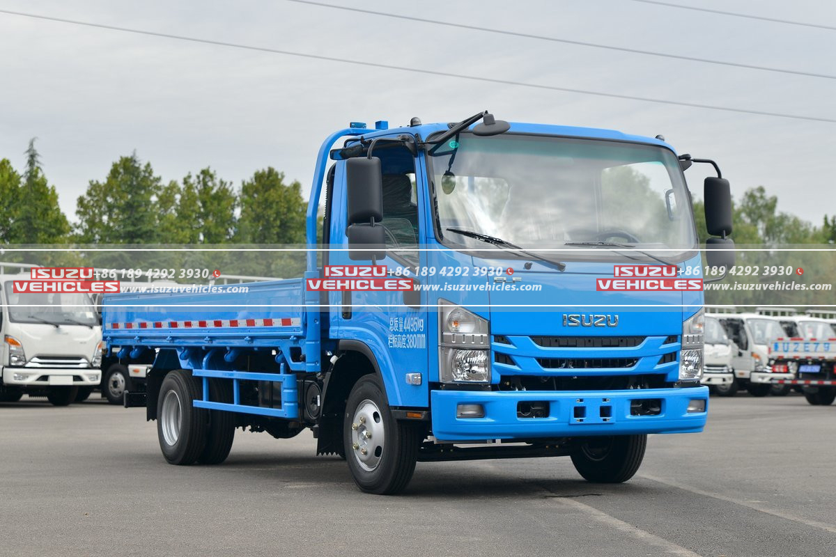 ISUZU KV100 Single-Row Lattice-Side Light Cargo Truck ISUZU KV100 Single-Row Lattice-Side Light Cargo Truck