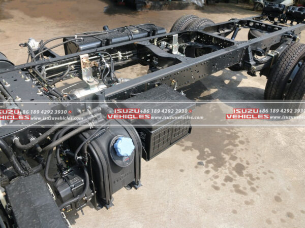 ISUZU KV600 Refrigerated Truck Chassis Body