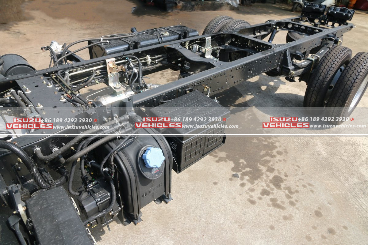 ISUZU KV600 Refrigerated Truck Chassis Body