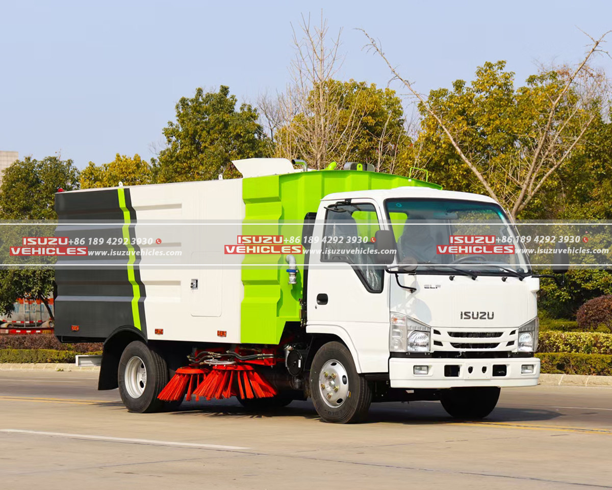 ISUZU Mini Street Sweeper Truck Front ISUZU Mini Street Sweeper Truck Front
