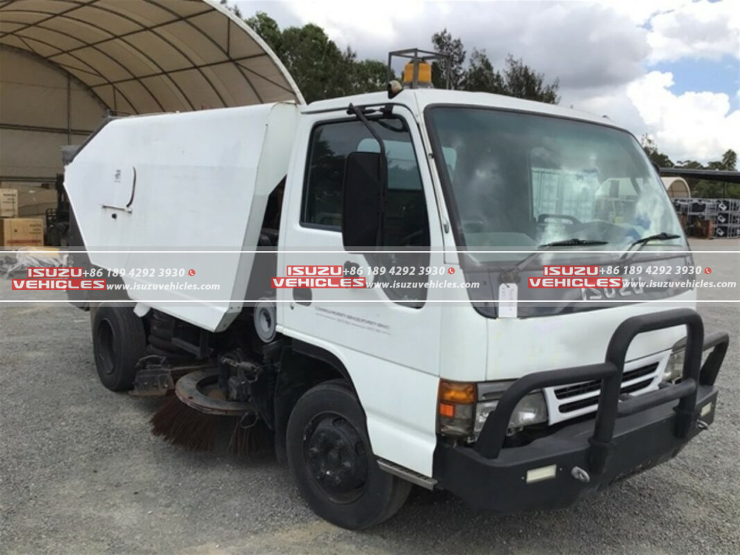 ISUZU Sweeper Truck (8)