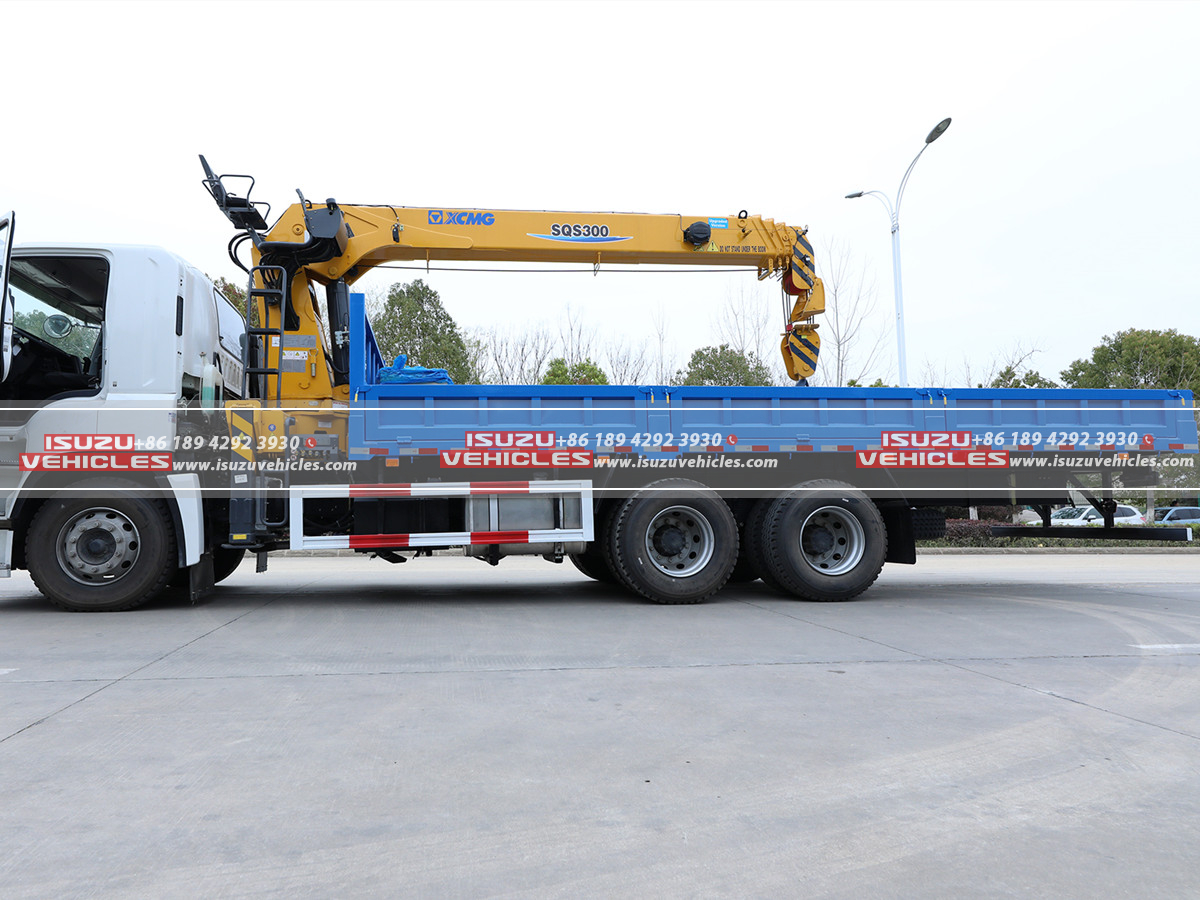 ISUZU Truck Mounted 12 Ton XCMG Crane Body ISUZU Truck Mounted 12 Ton XCMG Crane Body