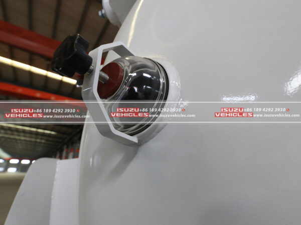 ISUZU Vacuum Sewer Truck Value