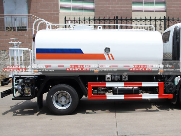 ISUZU Water Tank Bowser Truck Body Details