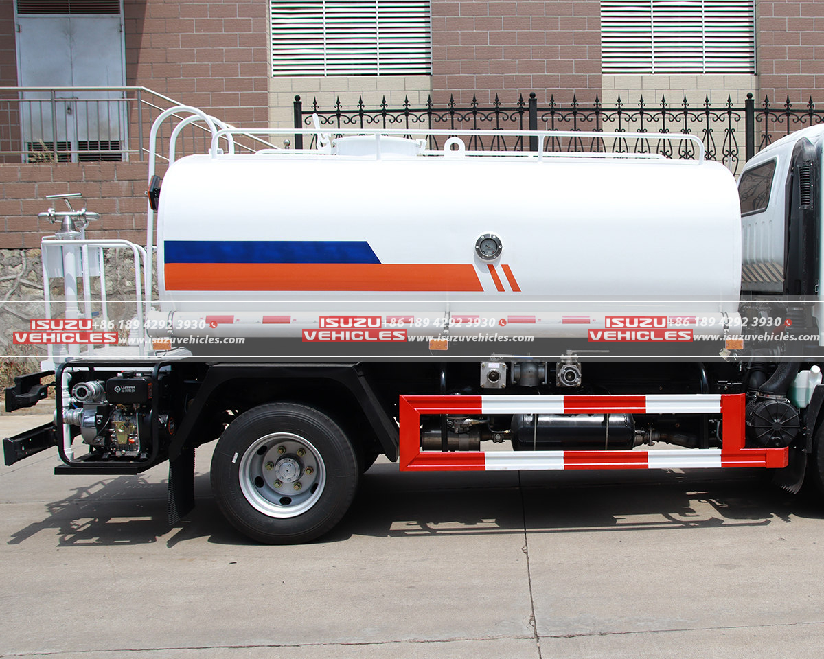 ISUZU Water Tank Bowser Truck Body Details ISUZU Water Tank Bowser Truck Body Details