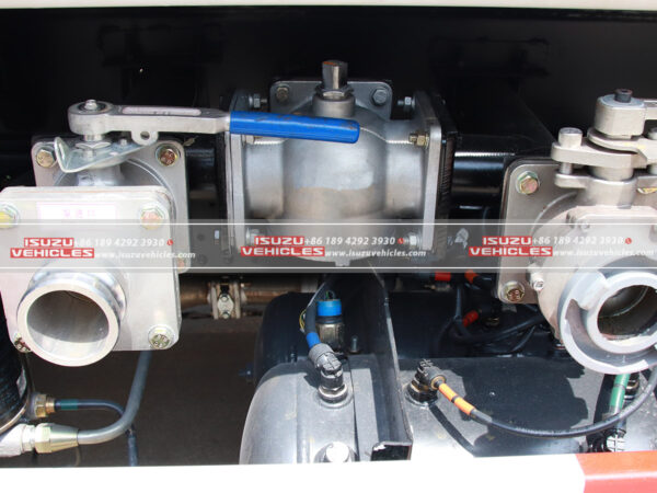 ISUZU Water Tank Bowser Truck Tube