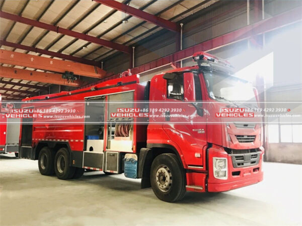 ISUZU Water Tank and Rescue Service Fire Fighting Truck
