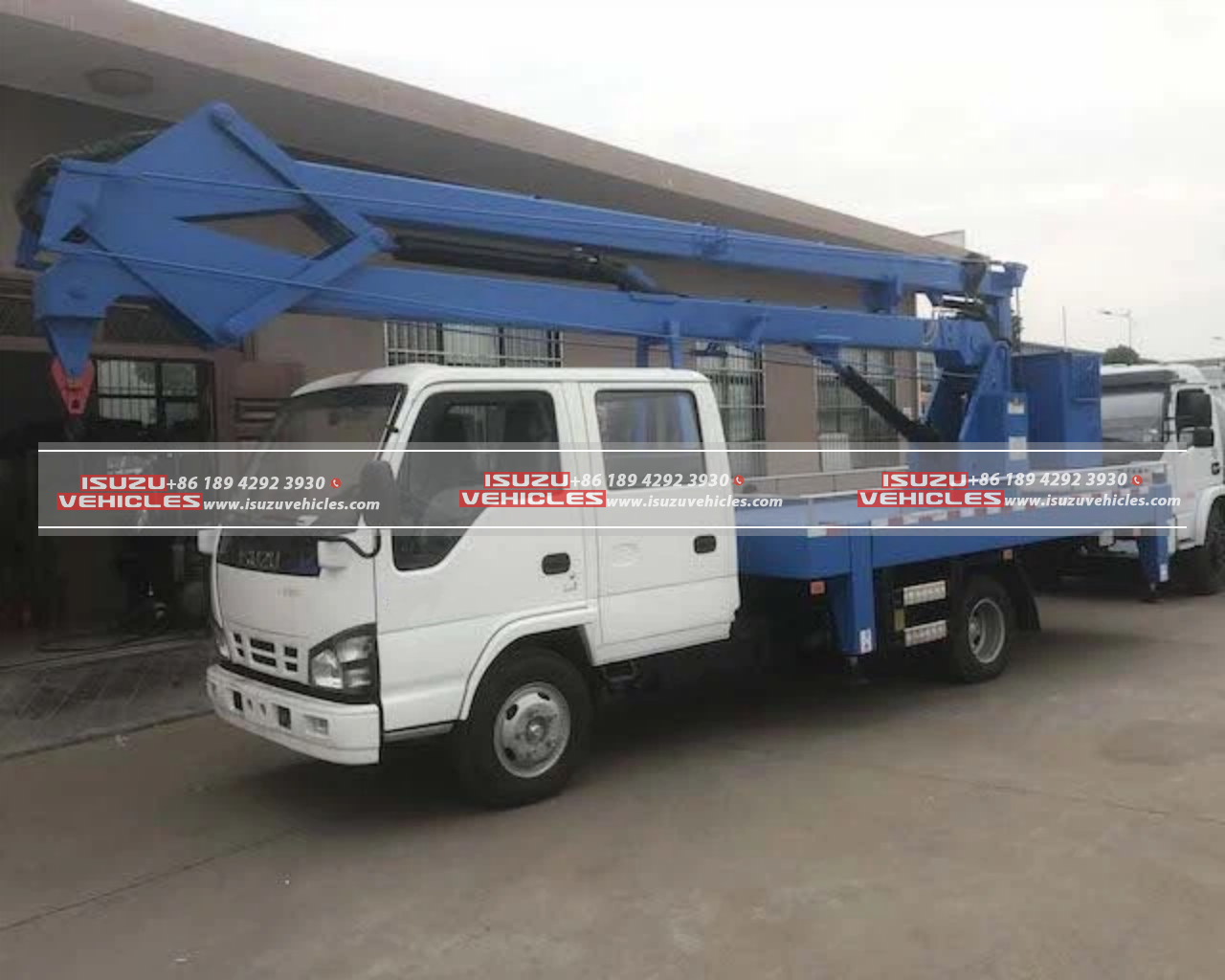 ISUZU bucket truck (4)