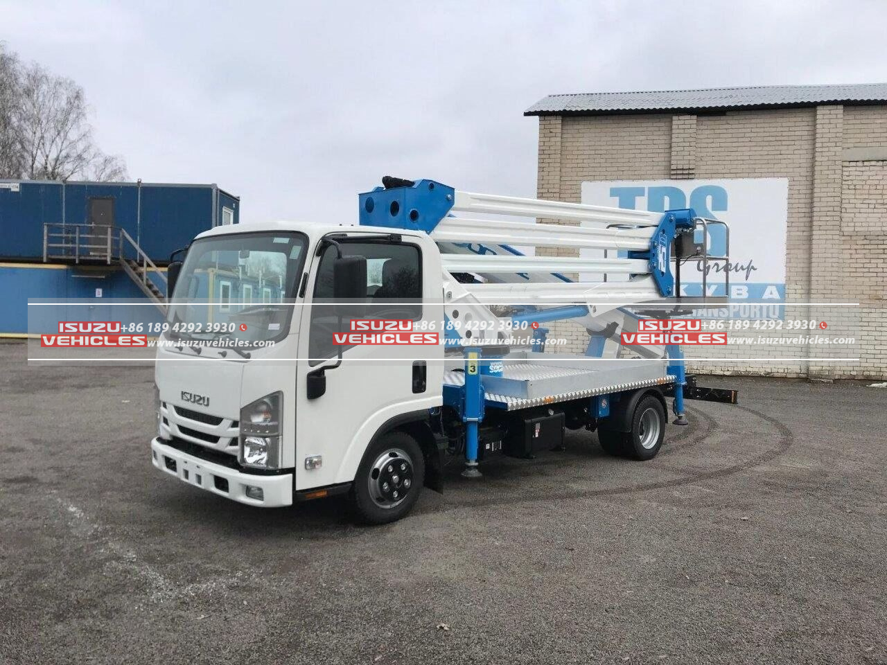 ISUZU bucket truck (5)
