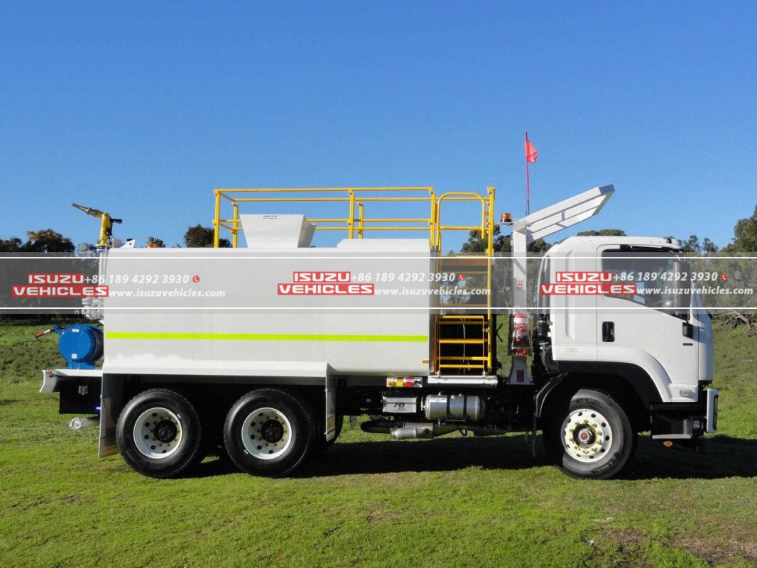 ISUZU water mist truck