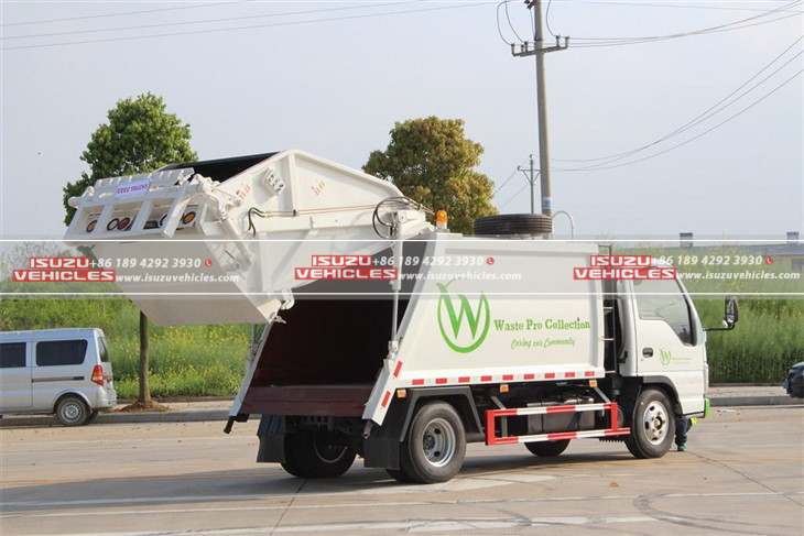 Isuzu 5 CBM Refuse Compactor Truck 9 Isuzu 5 CBM Refuse Compactor Truck 9