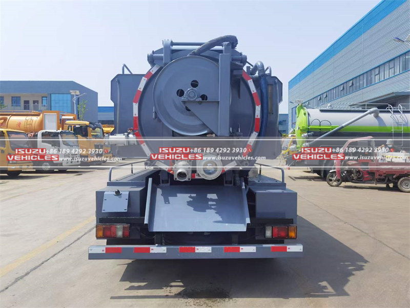 Efficiency and Power The ISUZU Sewer Jetting Truck Review 2