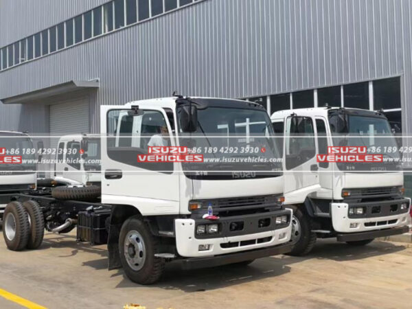 ISUZU 10 CBM Water Tanker Truck Chassis 2