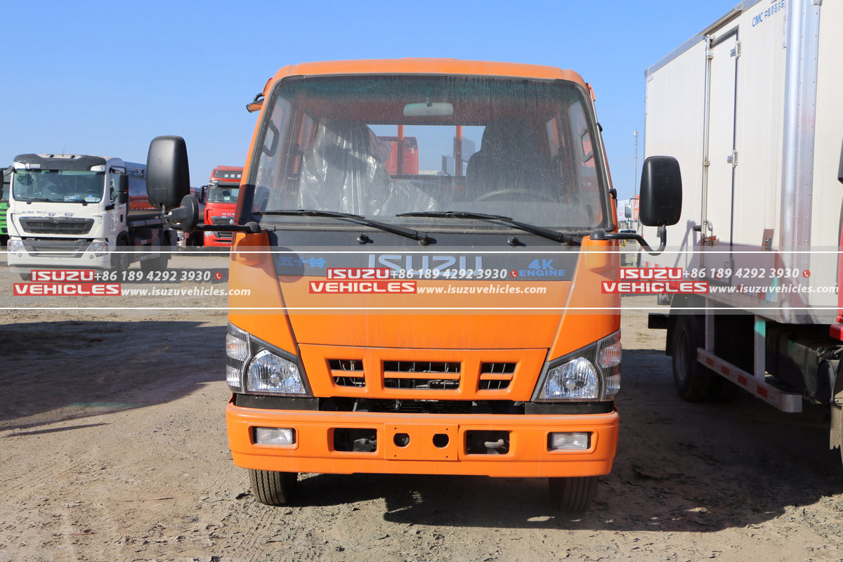 ISUZU 600P 2.6 Meter Cargo Truck Head ISUZU 600P 2.6 Meter Cargo Truck Head