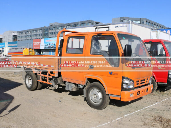 ISUZU 600P 2.6 Meter Cargo Truck Side