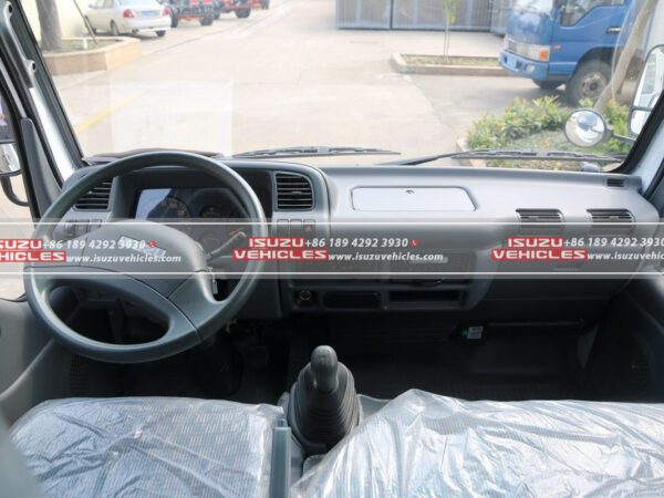 ISUZU 600P 3 Meter Caged Box Truck Cab