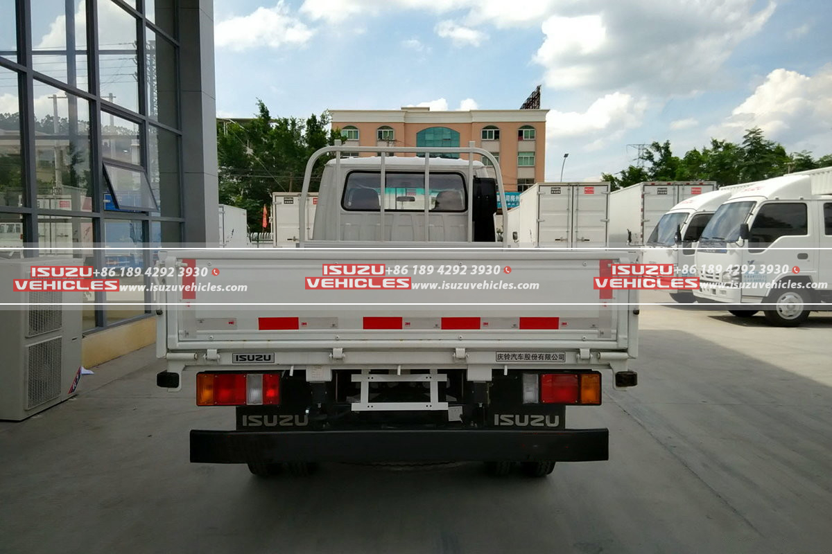 ISUZU 600P 3.2 Meter 2 Ton Cargo Truck Back