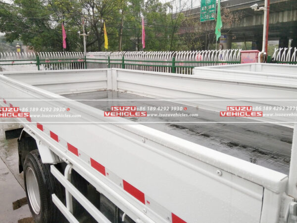 ISUZU 600P 3.8 Meter Cargo Truck Body