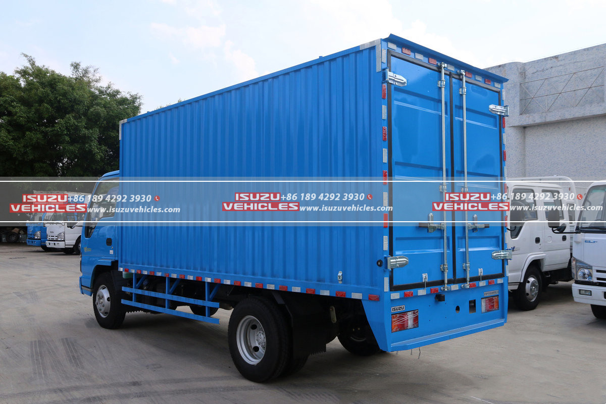 ISUZU 600P 4.2 Meter Box Van Truck Side Back ISUZU 600P 4.2 Meter Box Van Truck Side Back