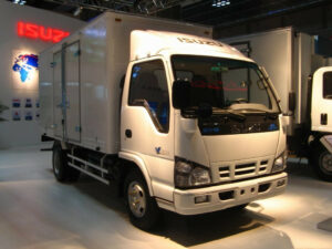 ISUZU 600P 5.1 Meter Van Box Truck