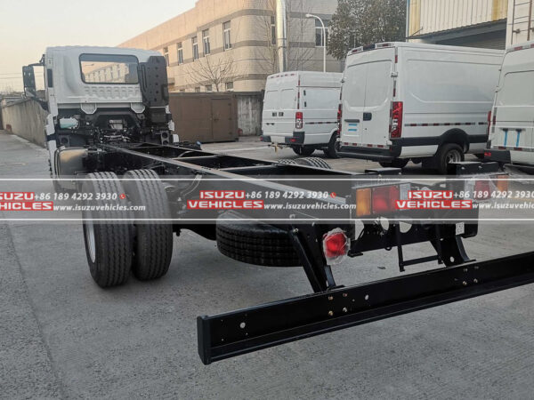 ISUZU GIGA 6.6 Meter Cargo Truck Chassis