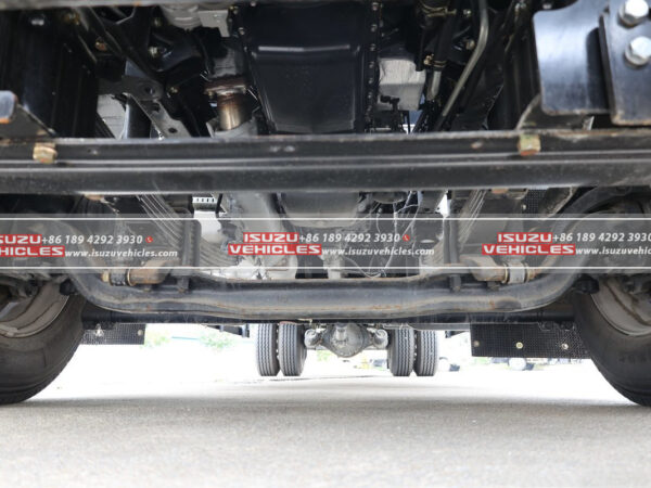 ISUZU GIGA 7.6 Meter Van Box Truck Chassis