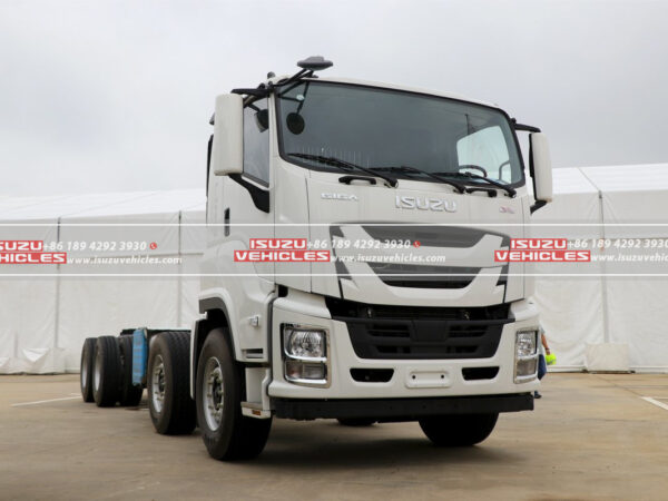 ISUZU GIGA 8X4 520 Horsepower Truck Chassis