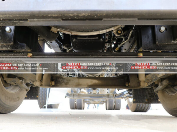 ISUZU GIGA 8X4 520 Horsepower Truck Chassis Down