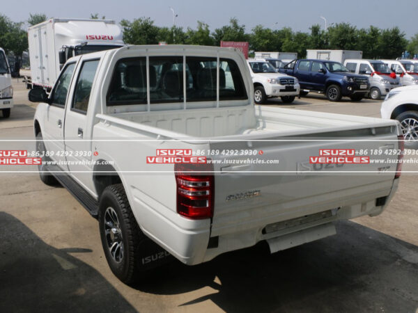 ISUZU T17 3.0T 4X4 Pickup Truck Left Back