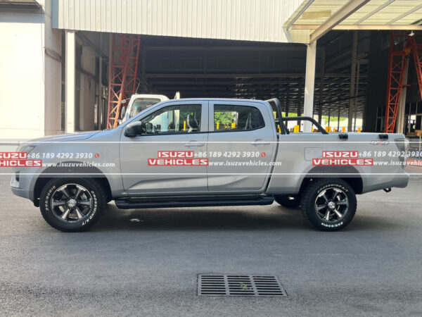 ISUZU T30 3.0 Manual Pickup Truck Body