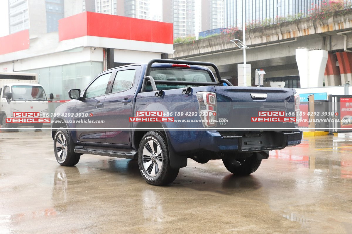 ISUZU T30 3.0T 143 Horsepower Pickup Truck Back Left ISUZU T30 3.0T 143 Horsepower Pickup Truck Back Left