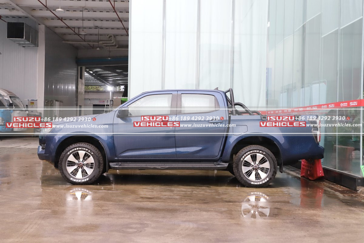 ISUZU T30 3.0T 143 Horsepower Pickup Truck Body ISUZU T30 3.0T 143 Horsepower Pickup Truck Body