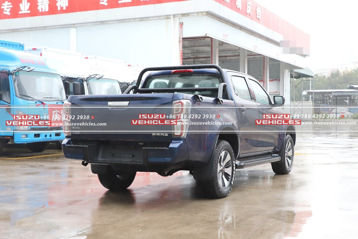 ISUZU T30 3.0T 143 Horsepower Pickup Truck Right Back ISUZU T30 3.0T 143 Horsepower Pickup Truck Right Back