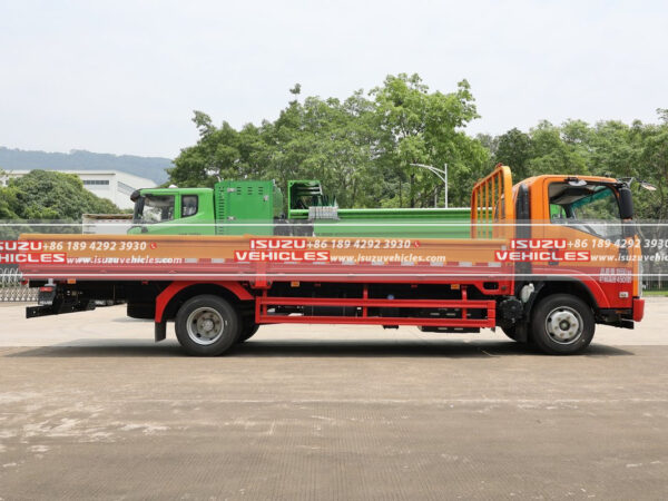 ISUZU 6.2 Meter Cargo Truck Body Side